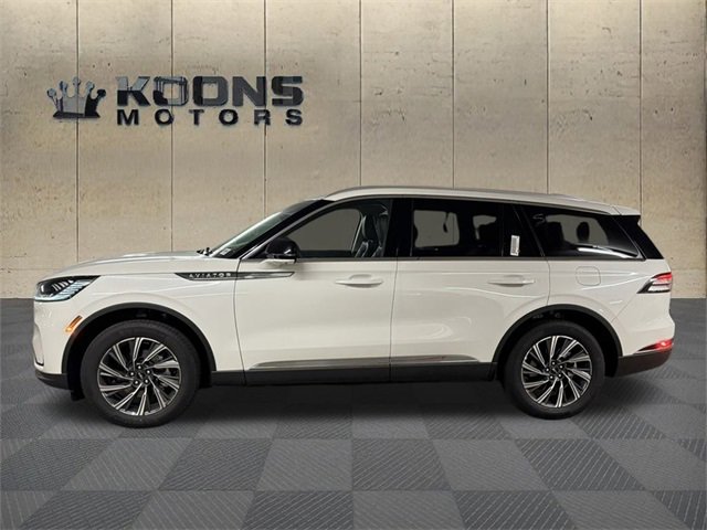 New 2025 Lincoln Aviator Premiere image 2