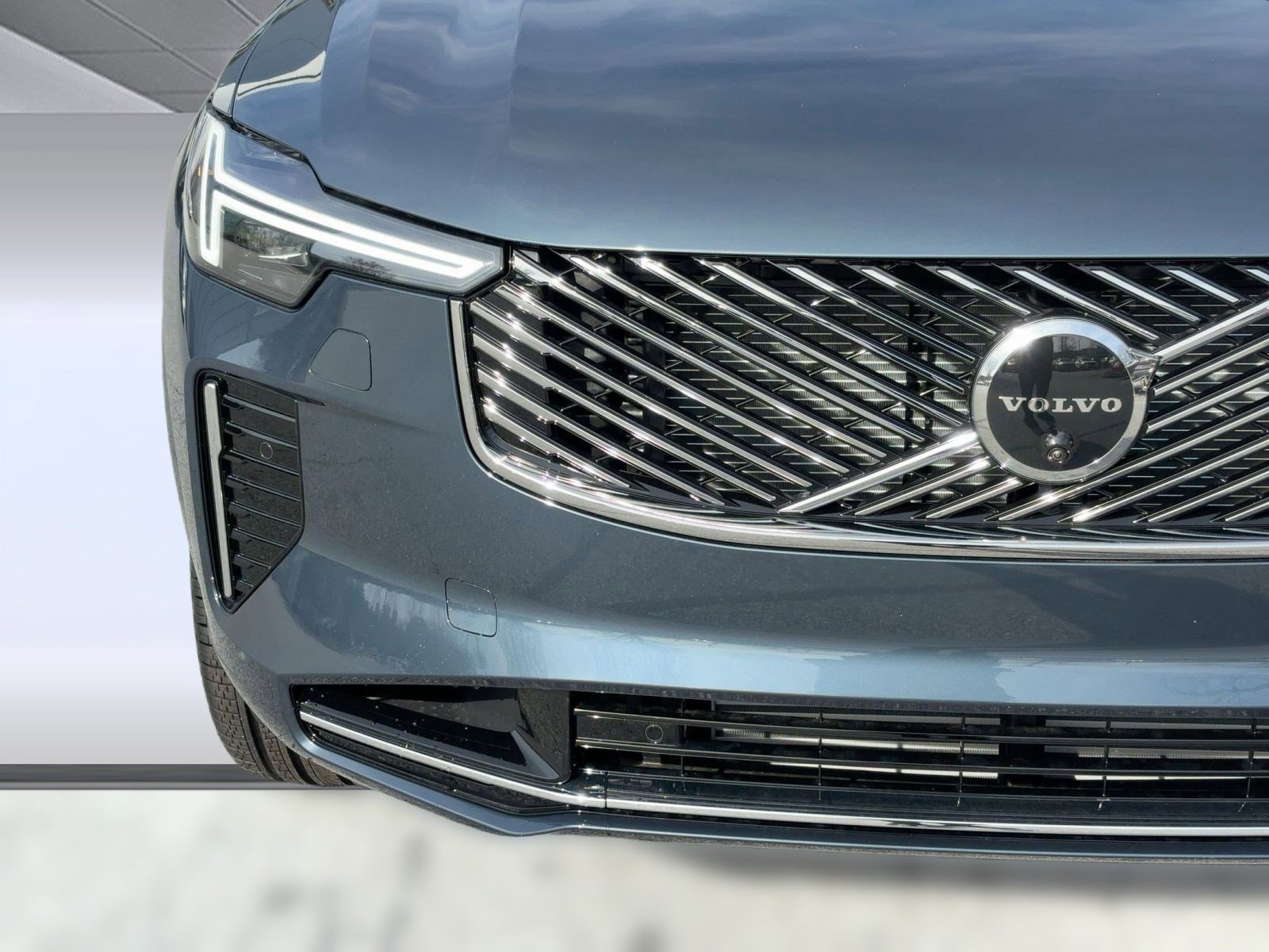 New 2026 Volvo XC90 T8 Ultra image 28