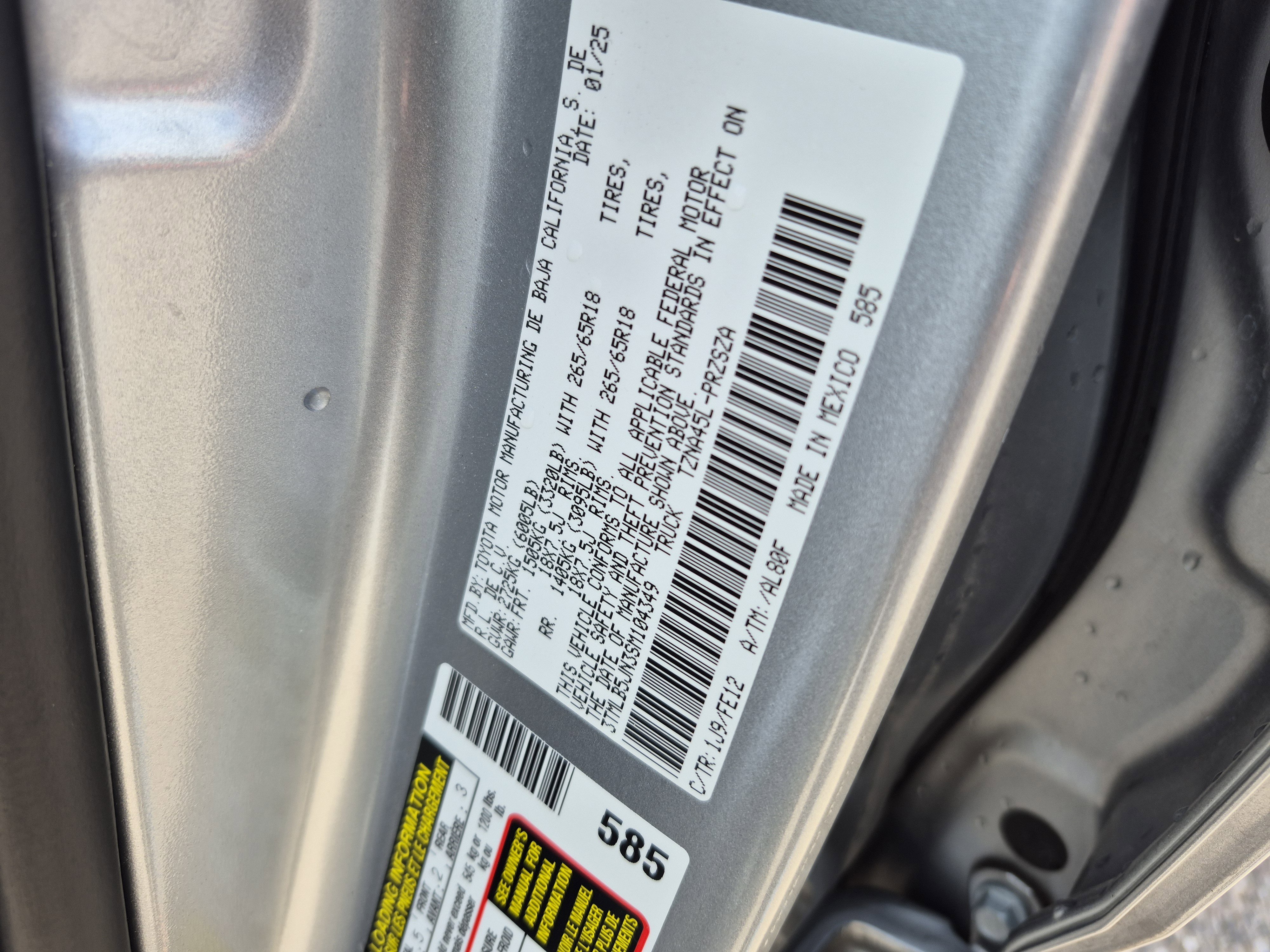 Certified 2025 Toyota Tacoma TRD Sport AWD/4WD image 24