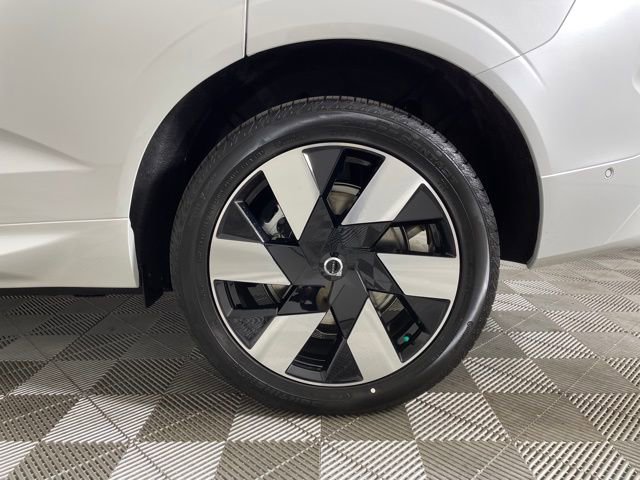 Certified 2024 Volvo XC60 T8 Plus w/ Protection Package image 42
