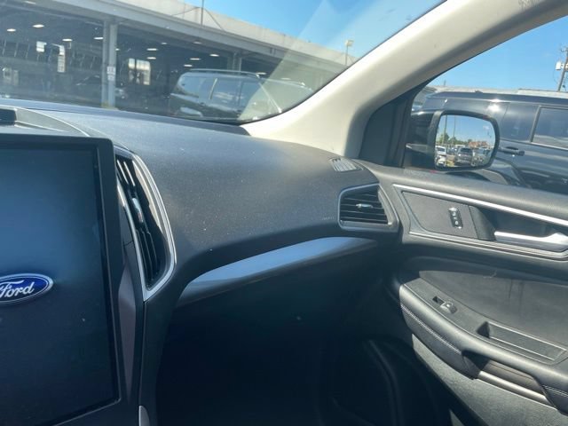 Used 2023 Ford Edge SEL AWD/4WD image 21