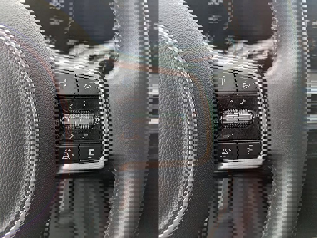 Used 2024 Kia Sorento SX image 27