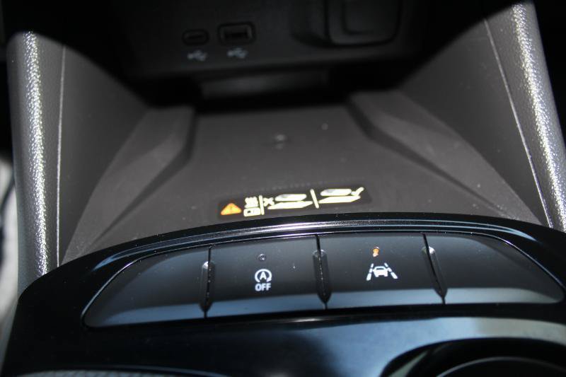Used 2024 Buick Envista Avenir FWD image 39