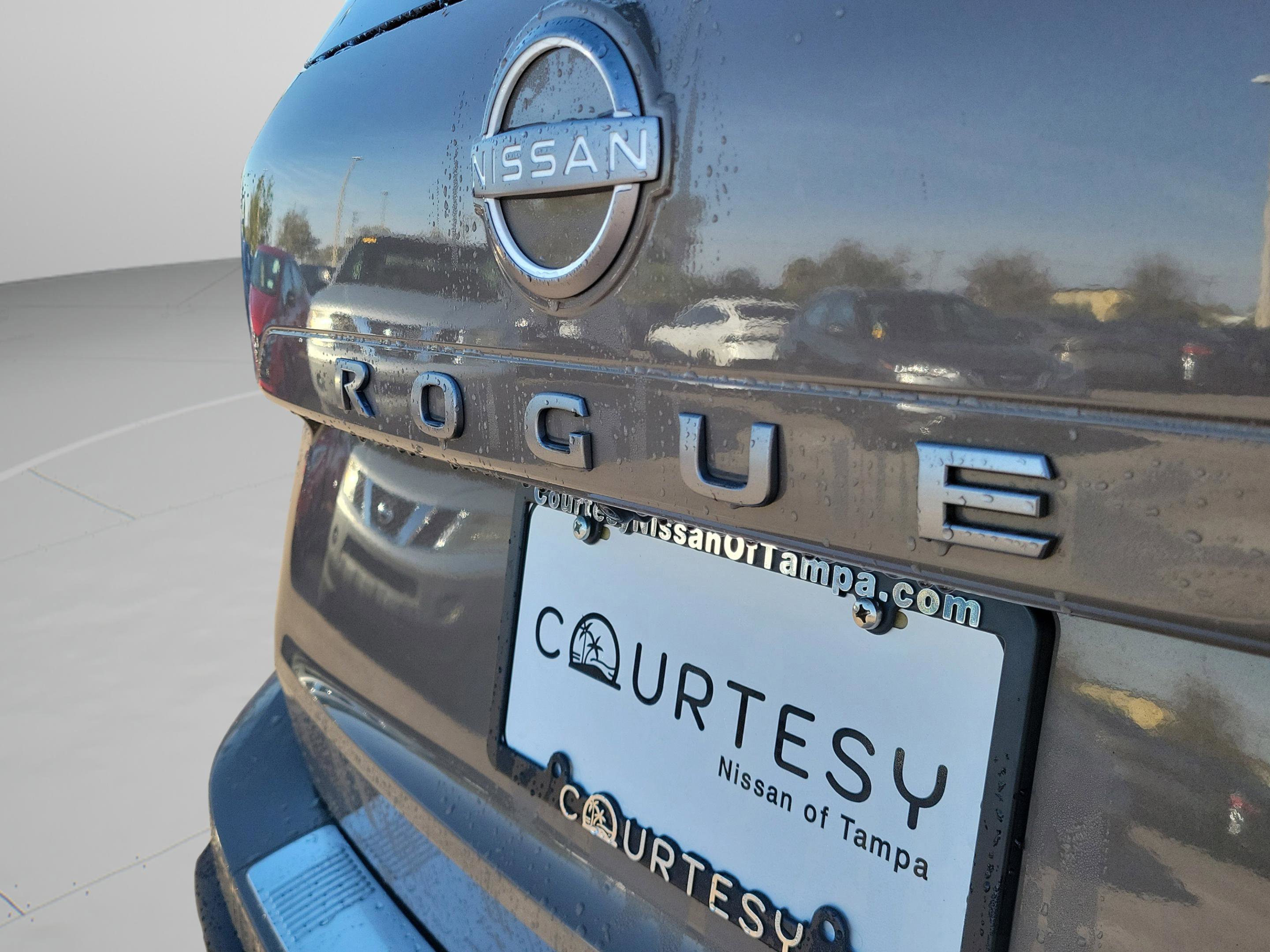 Certified 2024 Nissan Rogue SV image 37