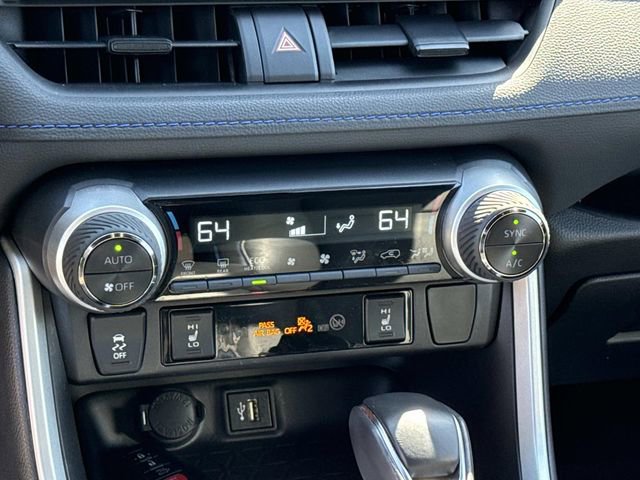 Used 2023 Toyota RAV4 SE w/ Convenience Package image 22