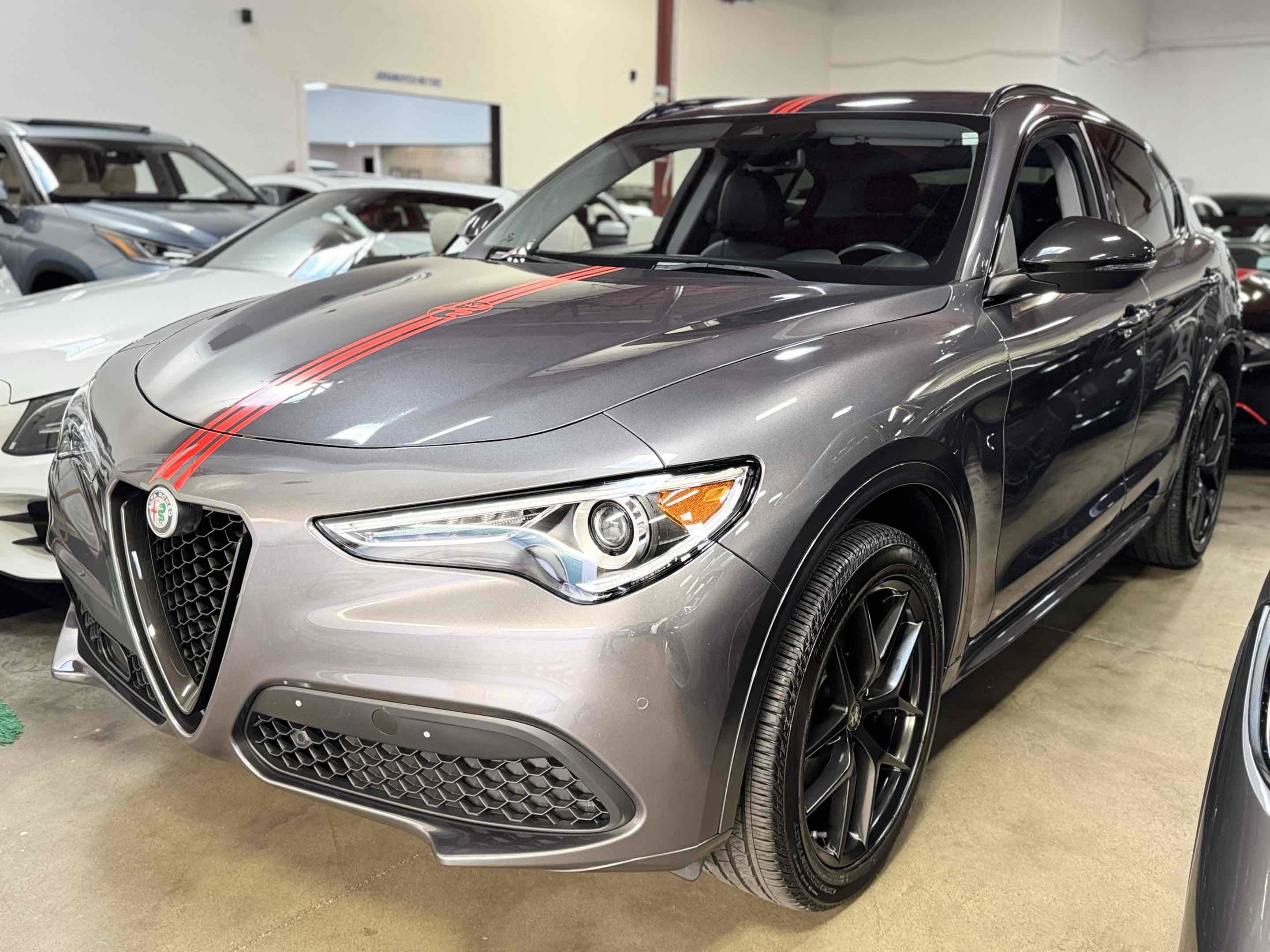 Used 2020 Alfa Romeo Stelvio Ti w/ Nero Edizione image 49