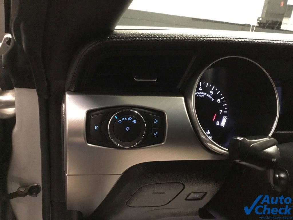 Used 2019 Ford Mustang GT Premium image 31