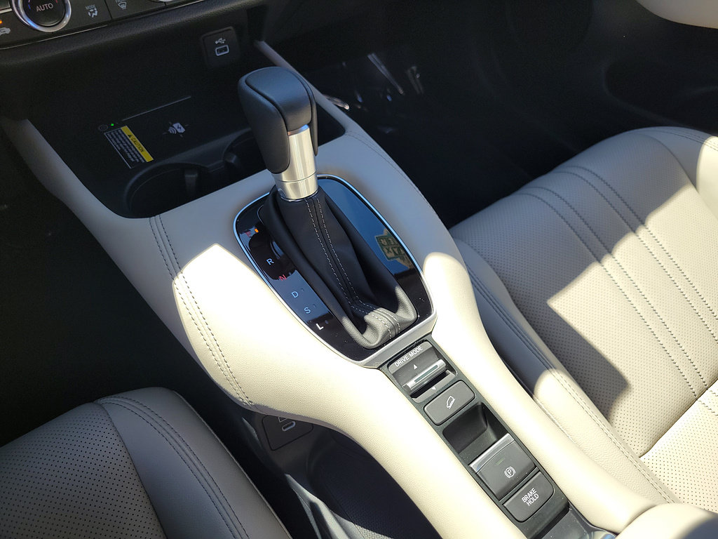 Used 2024 Honda HR-V EX-L image 27
