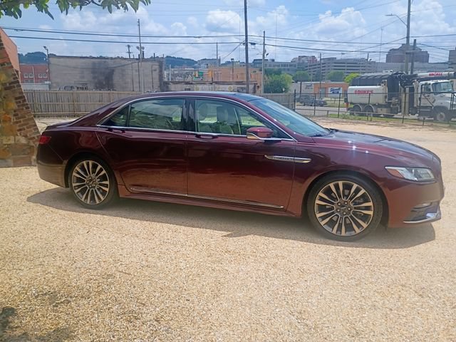 Used 2017 Lincoln Continental Select w/ Climate Package AWD/4WD image 14