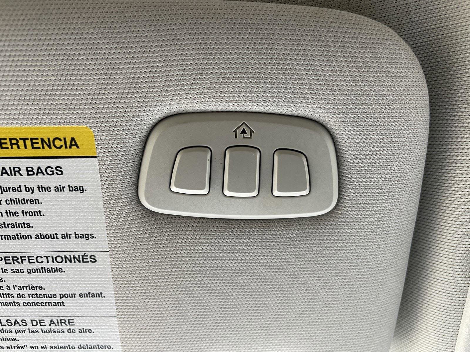 Used 2025 Ford Explorer Active w/ Active Comfort Package image 31