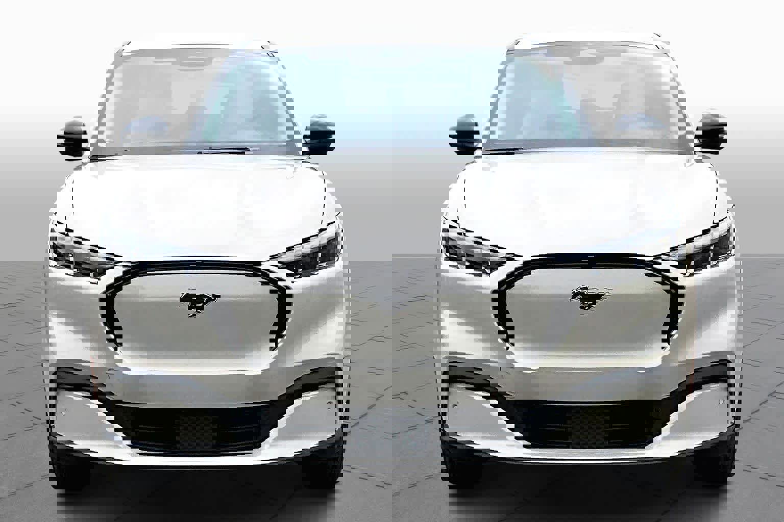 Used 2025 Ford Mustang Mach-E Premium image 4