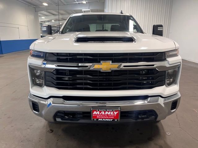 Used 2024 Chevrolet Silverado 2500 LT image 8