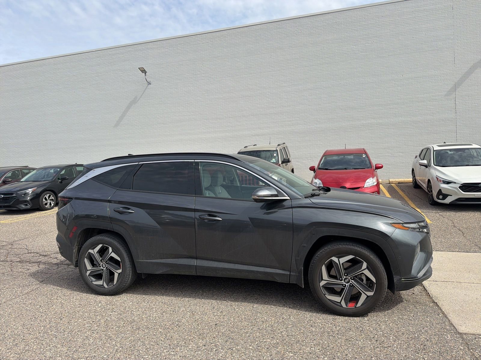 Used 2023 Hyundai Tucson Limited image 4
