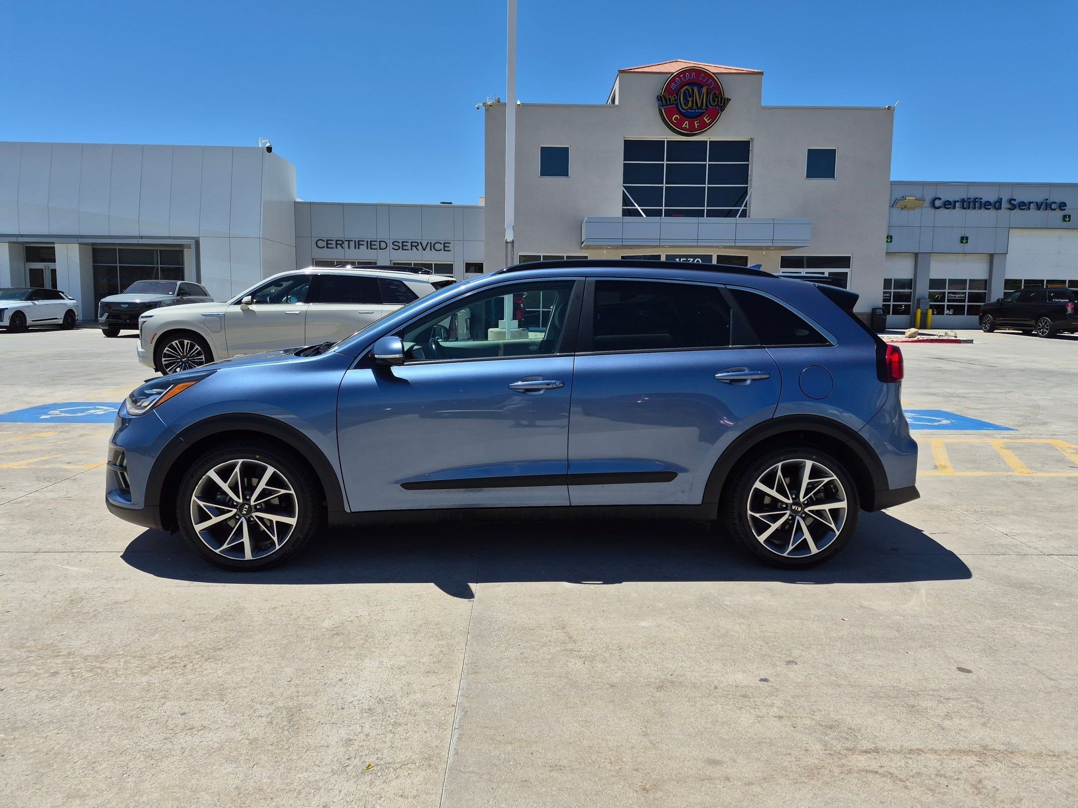 Used 2021 Kia Niro FWD image 6