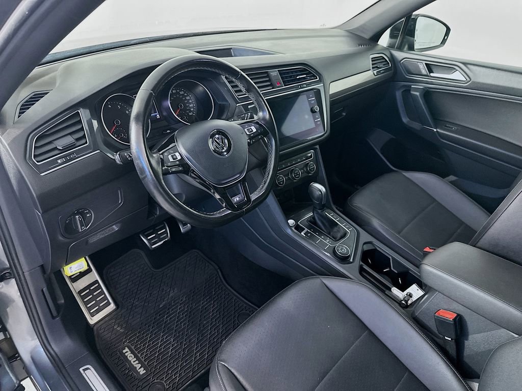 Used 2020 Volkswagen Tiguan SE R-Line w/ 3rd Row Seat Package AWD/4WD image 29