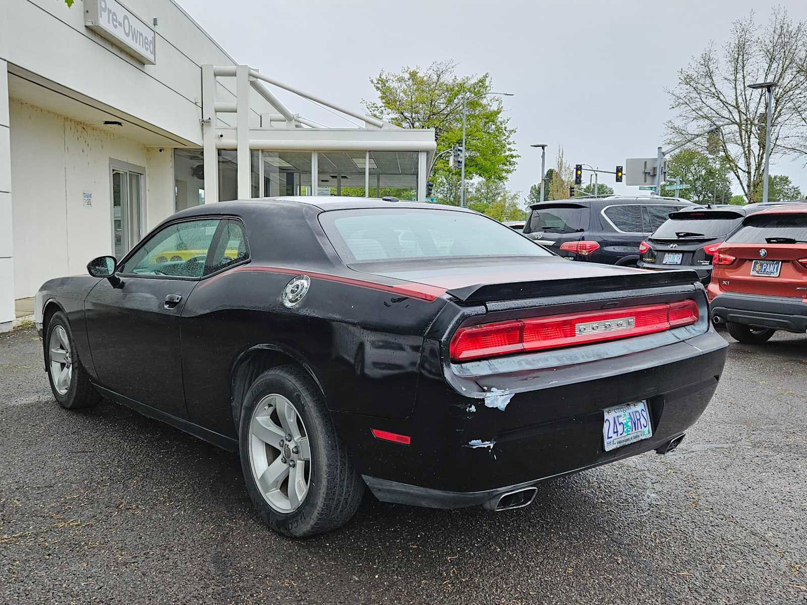 Used 2012 Dodge Challenger SXT w/ Sound Group RWD image 5