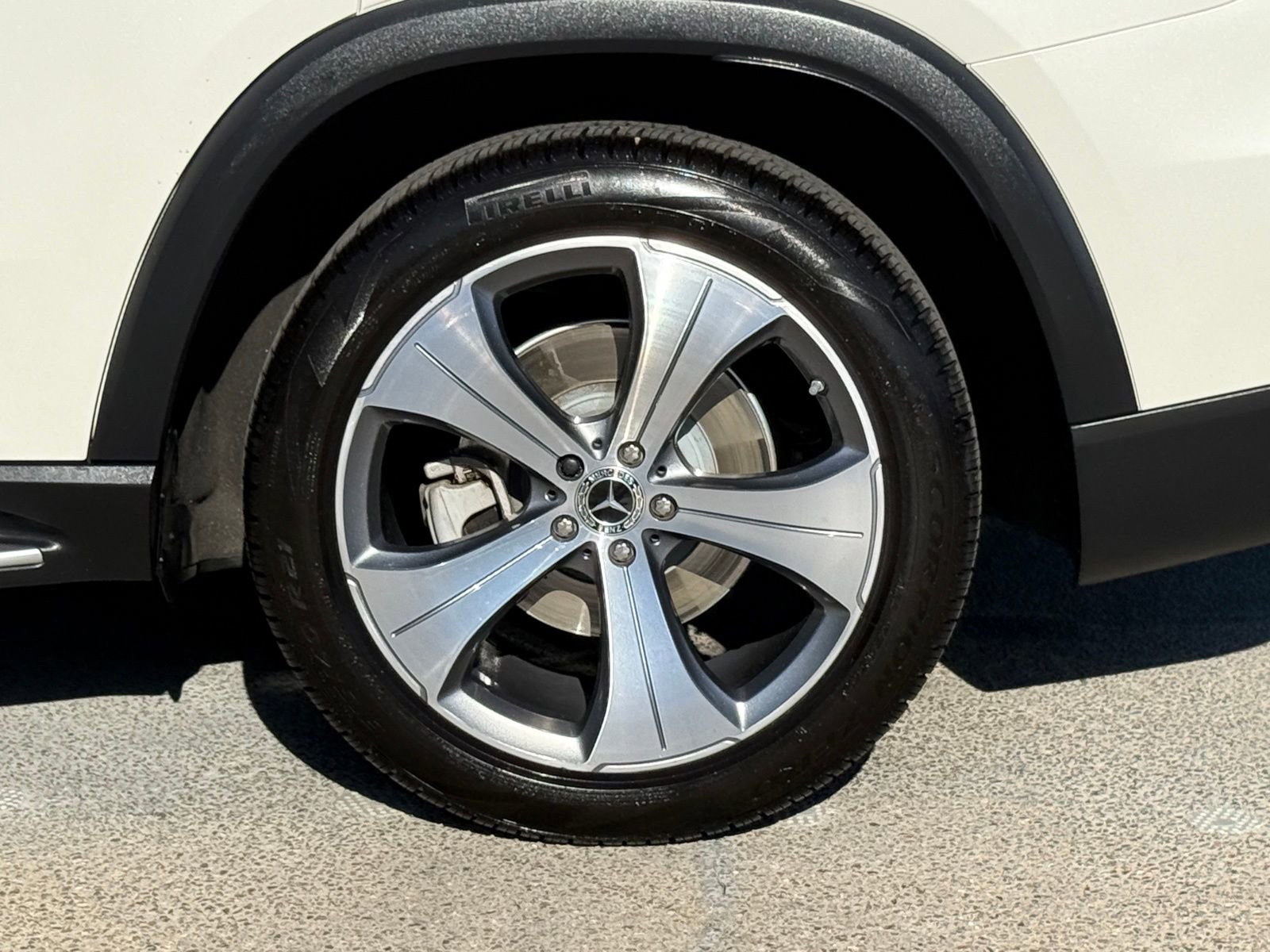 Used 2022 Mercedes-Benz GLS 450 4MATIC image 20