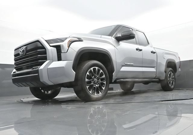 Used 2025 Toyota Tundra SR5 AWD/4WD image 26