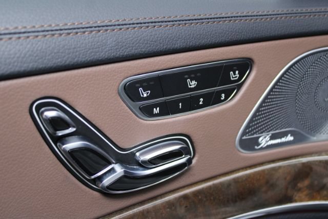Used 2015 Mercedes-Benz S 550 4MATIC Sedan image 11