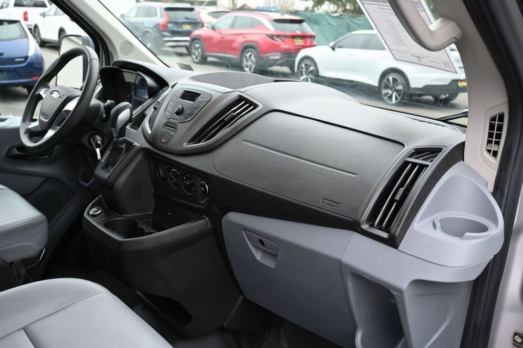 Used 2019 Ford Transit 350 XL image 32