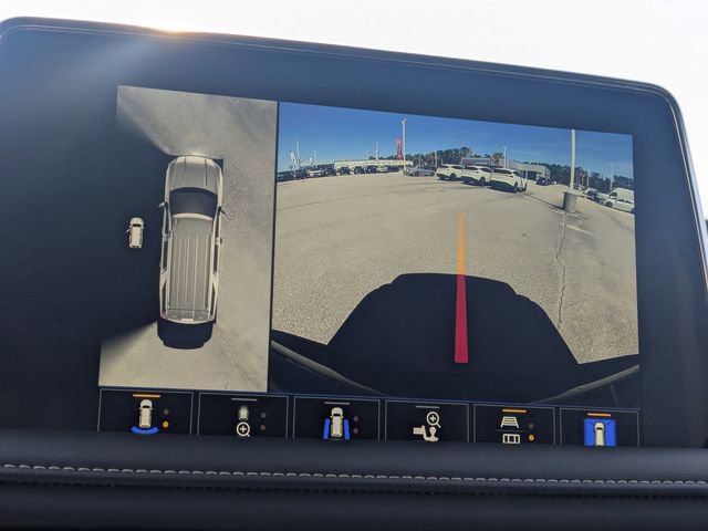 Used 2022 GMC Yukon XL SLT w/ SLT Premium Package image 22