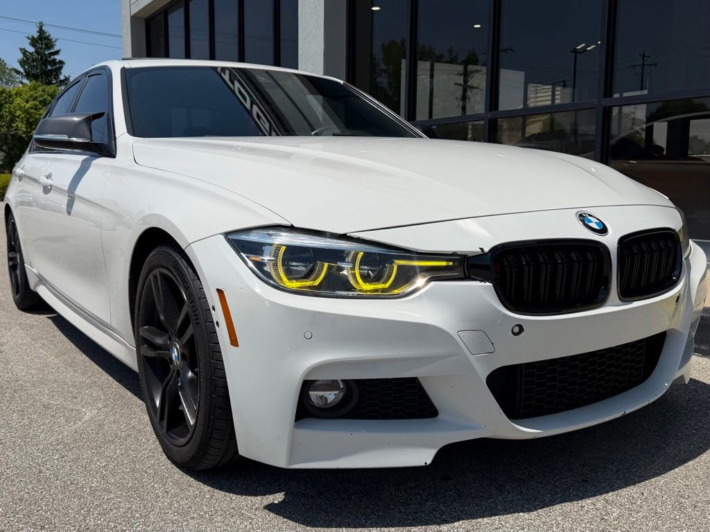 Used 2017 BMW 330e RWD image 14