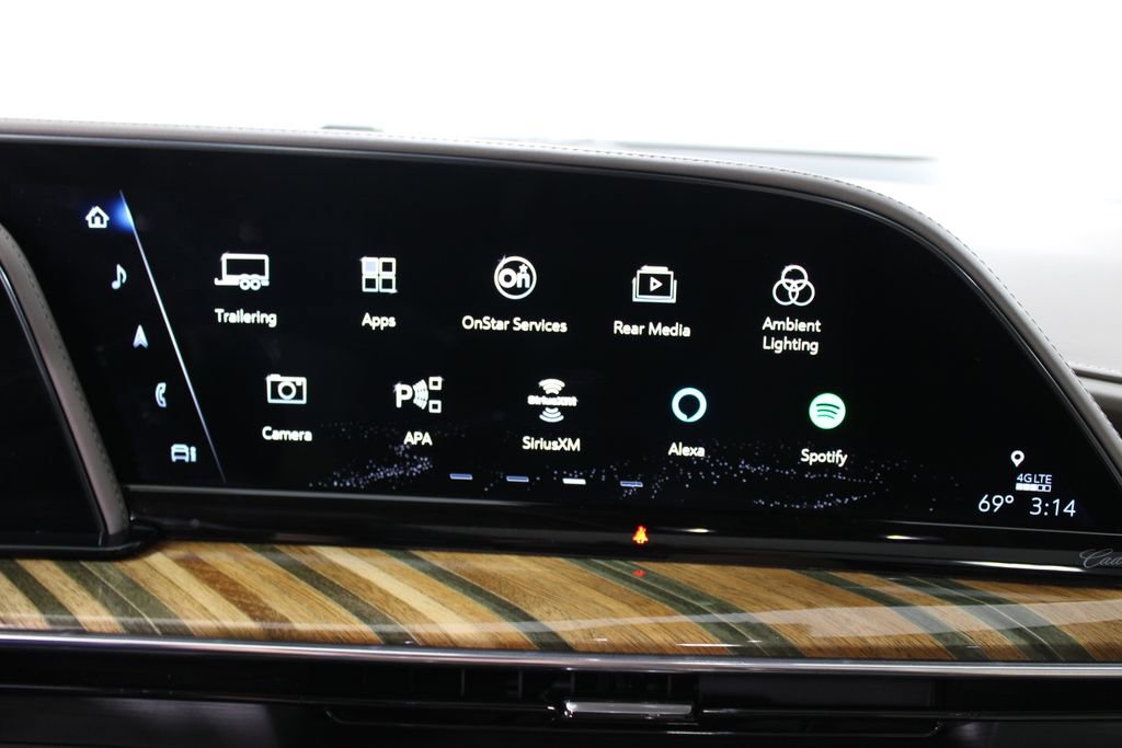 Used 2021 Cadillac Escalade Premium Luxury Platinum w/ Heavy-Duty Trailer Package image 56