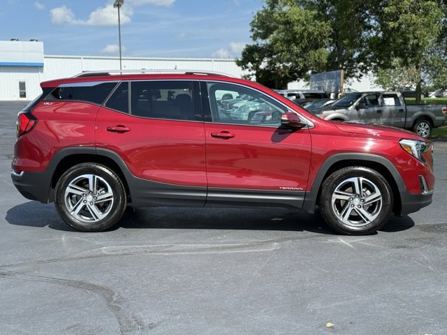 Used 2021 GMC Terrain SLT image 8