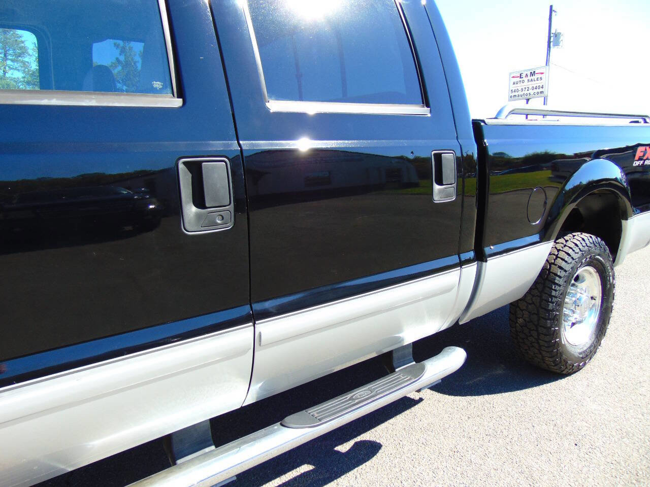 Used 2003 Ford F250 Lariat image 29