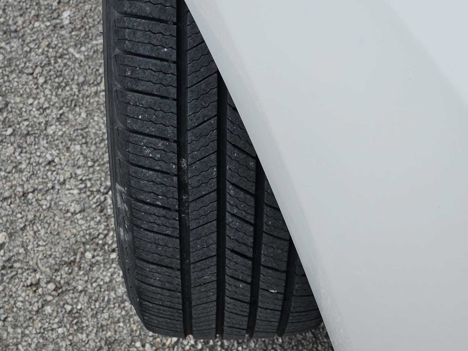 Used 2014 Toyota Corolla LE image 10