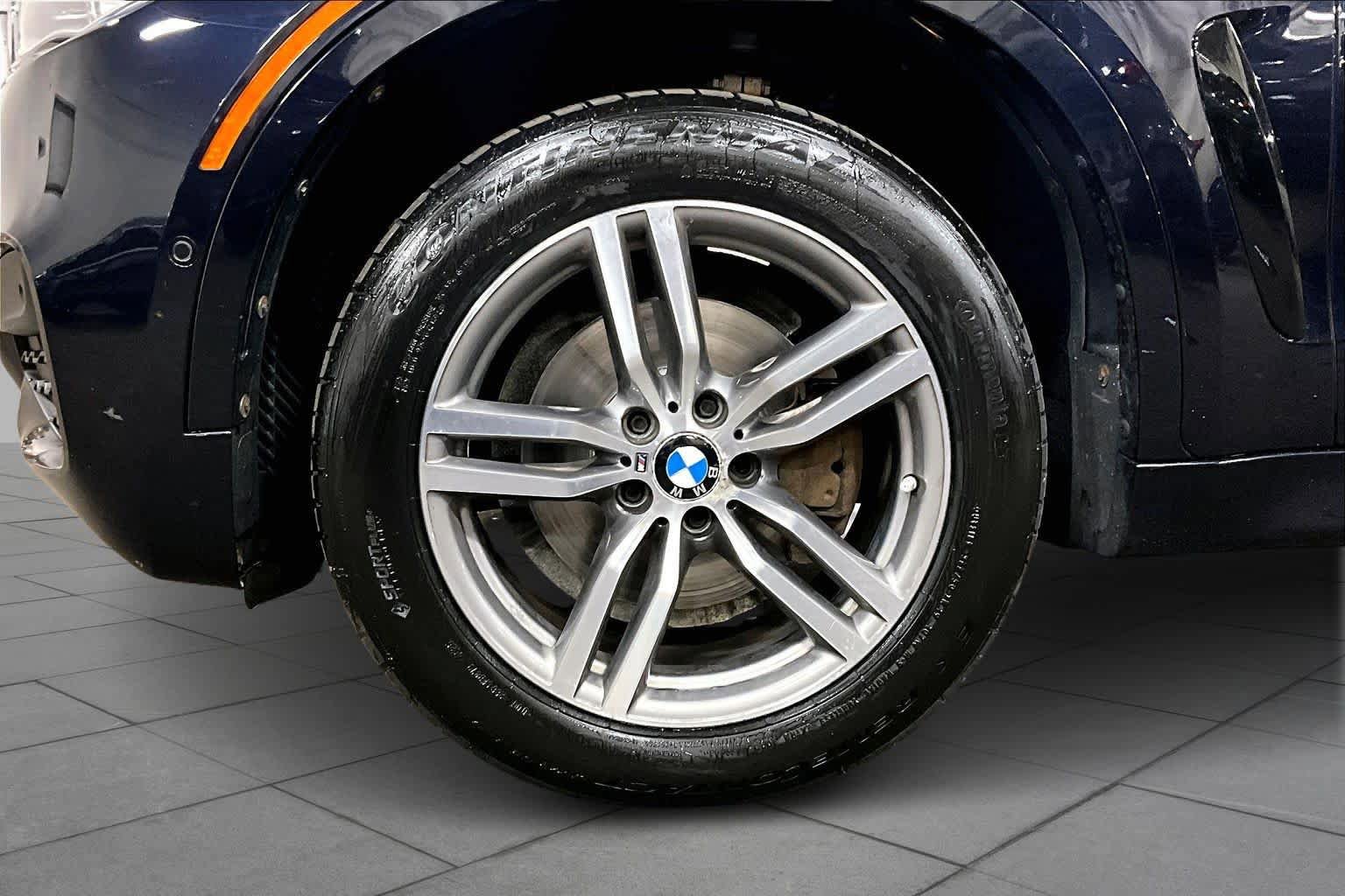 Used 2019 BMW X6 xDrive35i w/ M Sport Package image 11
