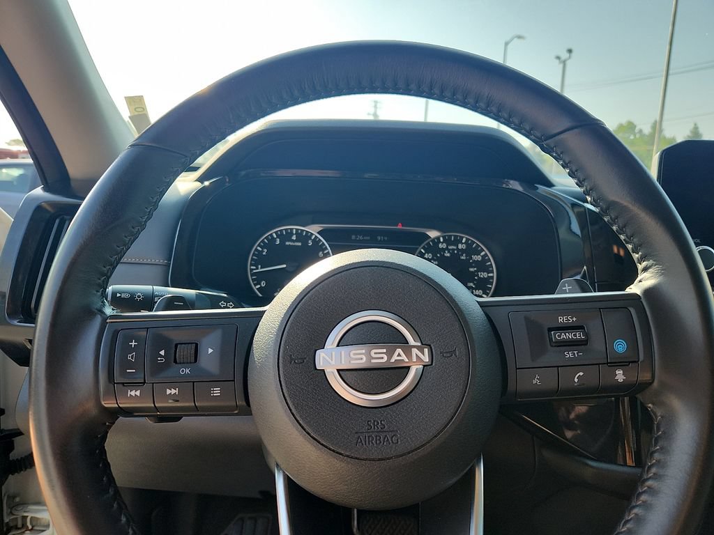 Used 2024 Nissan Pathfinder SV AWD/4WD image 18
