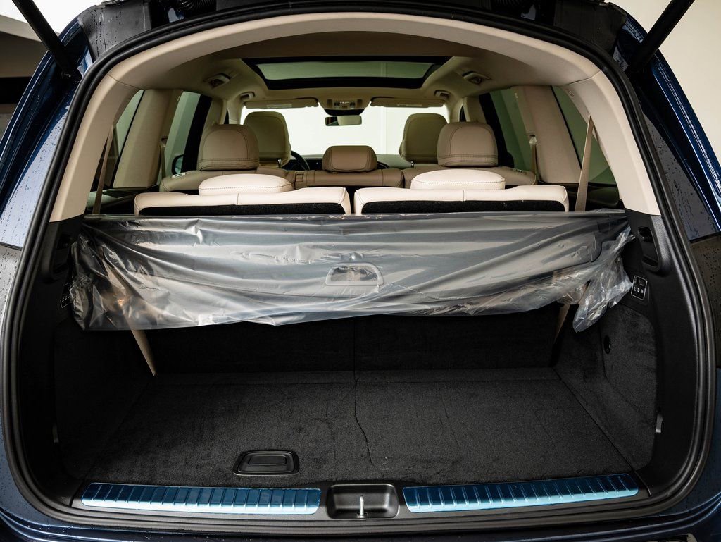 New 2026 Mercedes-Benz GLS 450 4MATIC image 17