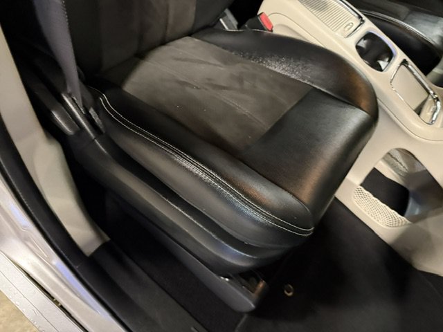 Used 2019 Dodge Grand Caravan SXT FWD image 5