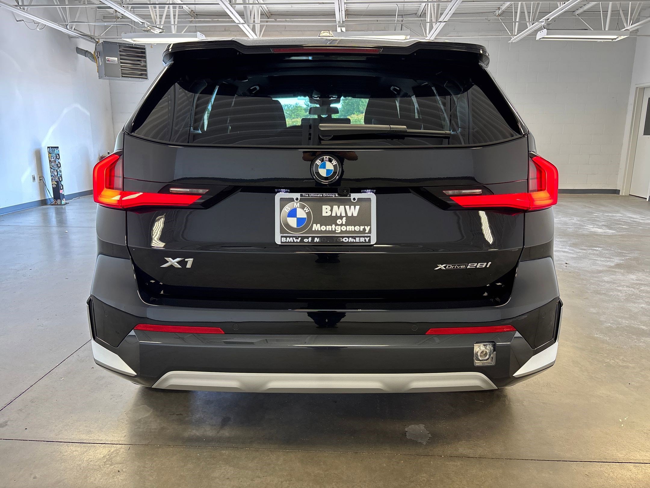 Used 2026 BMW X1 xDrive28i w/ Convenience Package image 8