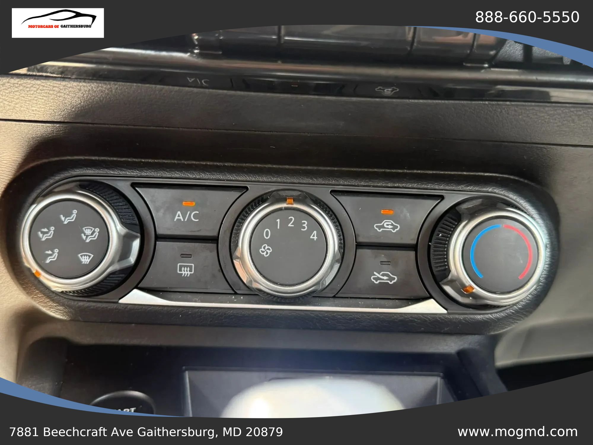 Used 2025 Nissan Kicks S AWD/4WD image 22