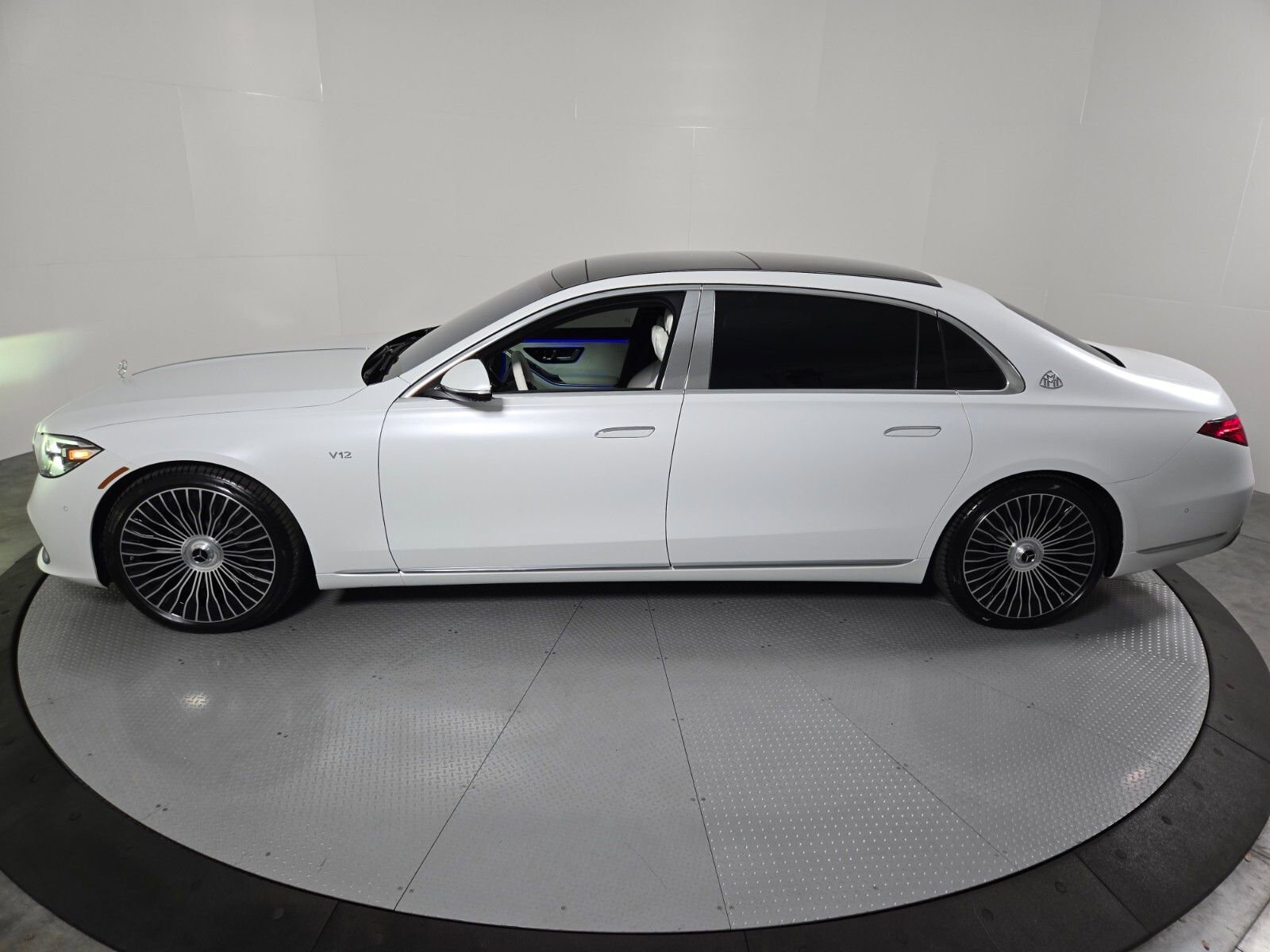Used 2026 Mercedes-Benz Maybach S 680 4MATIC image 31