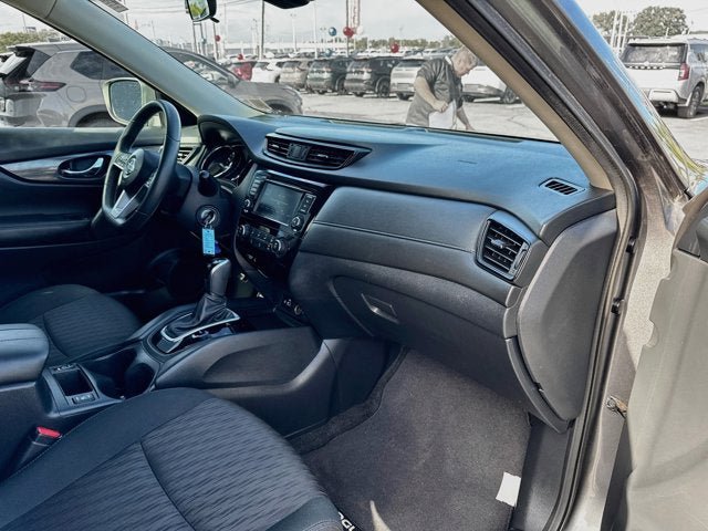 Used 2020 Nissan Rogue S w/ Special Edition Package AWD/4WD image 24