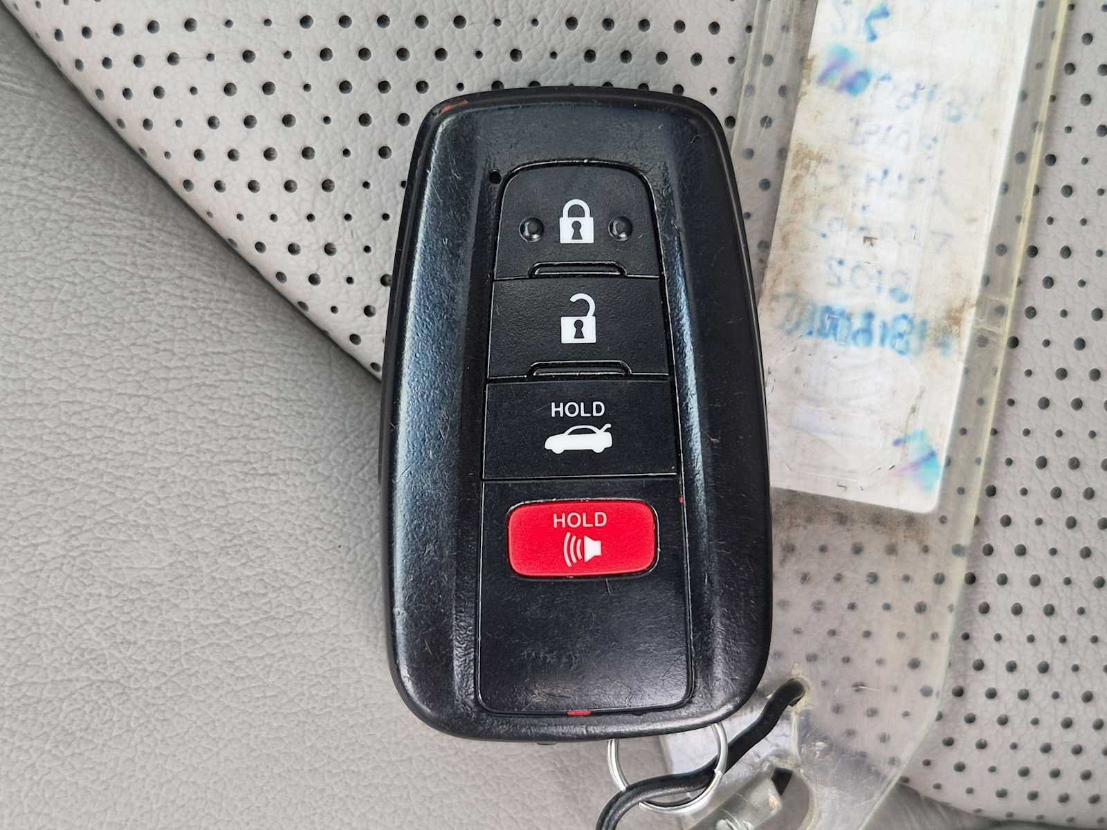 Used 2018 Toyota Camry XSE w/ Driver Assist Package FWD image 37