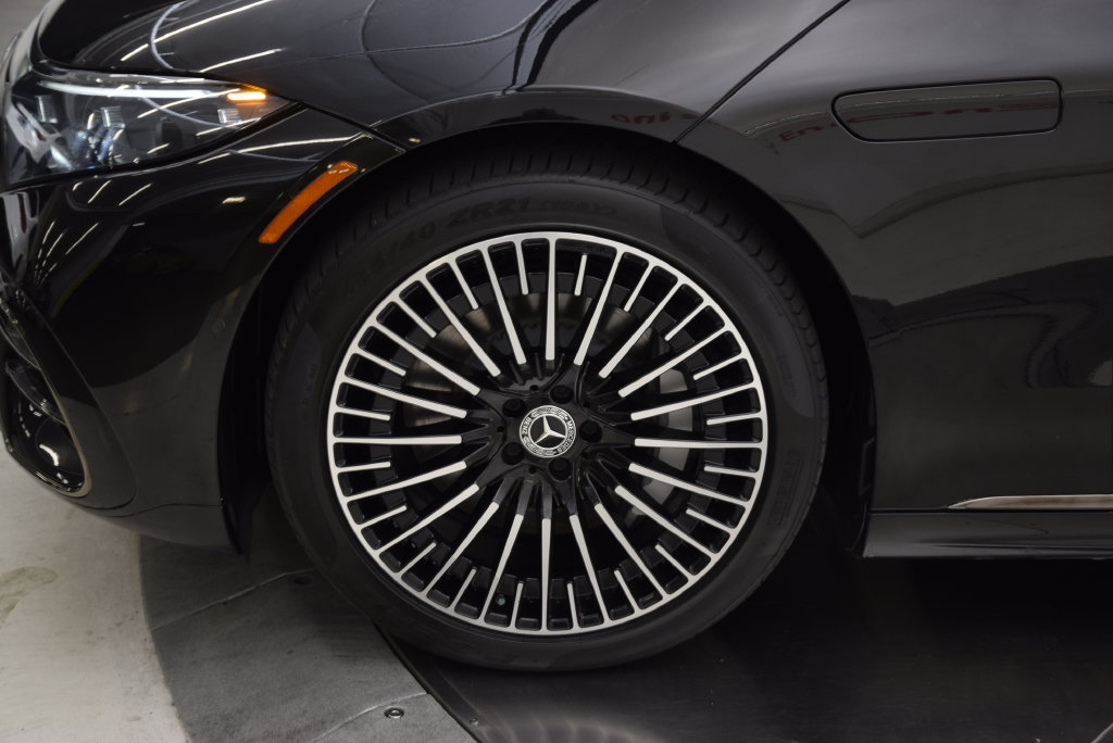 Certified 2024 Mercedes-Benz EQS 580 4MATIC Sedan image 12