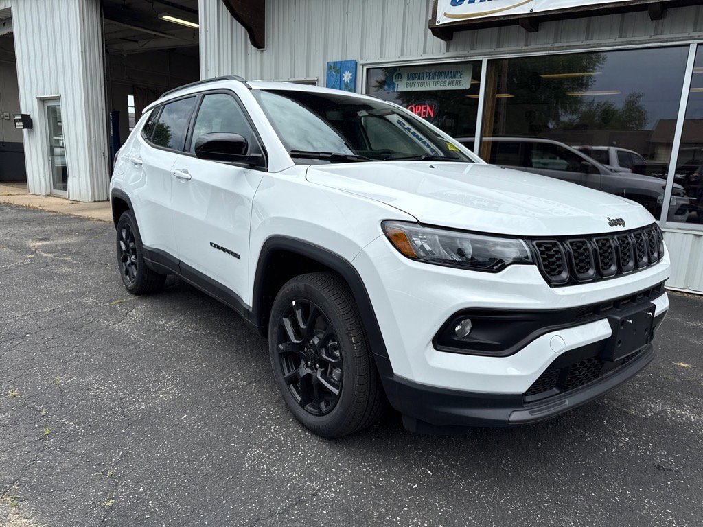 New 2025 Jeep Compass Latitude w/ Altitude Special Edition image 3