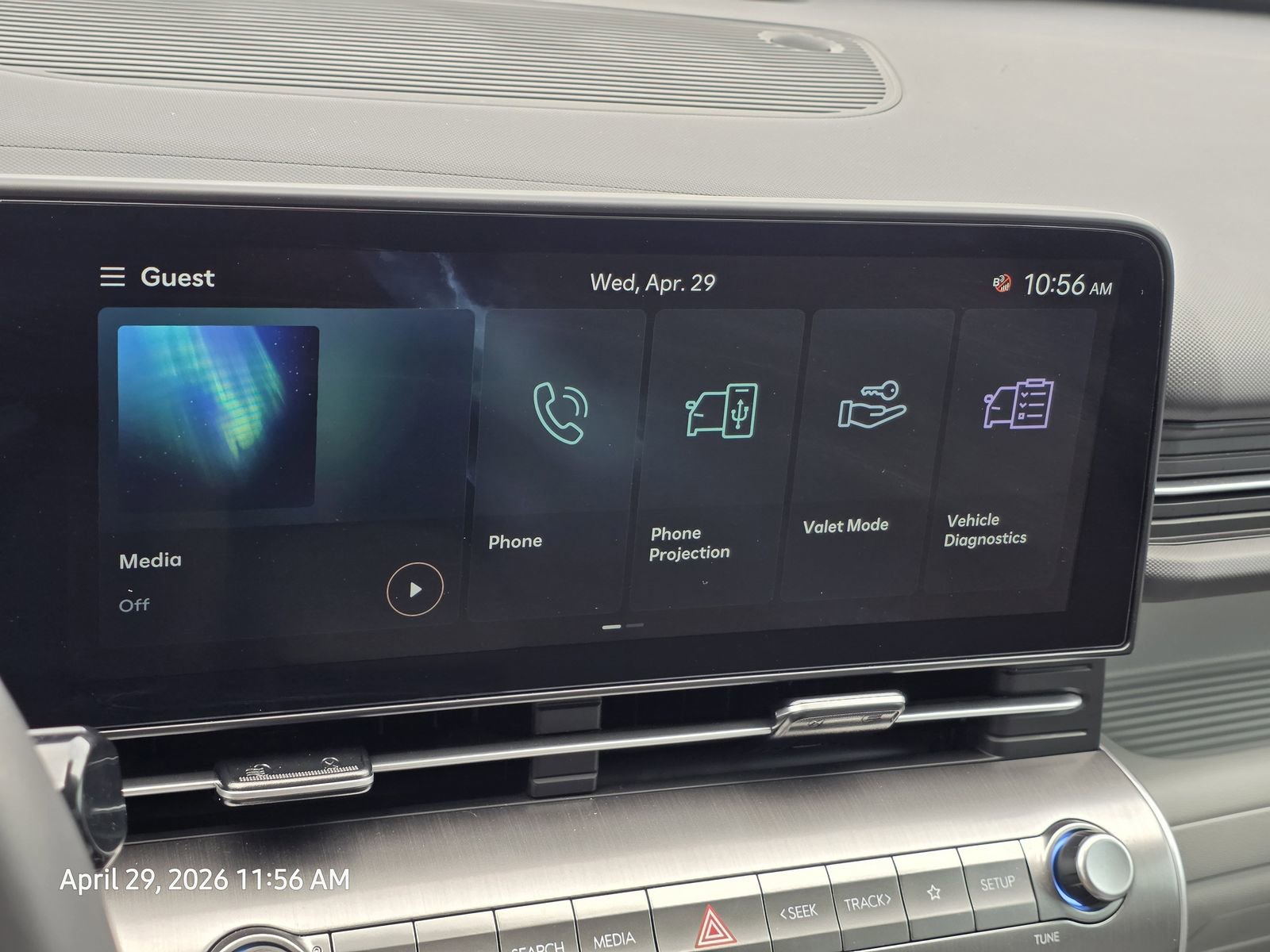 Certified 2025 Hyundai Kona SEL AWD/4WD image 19
