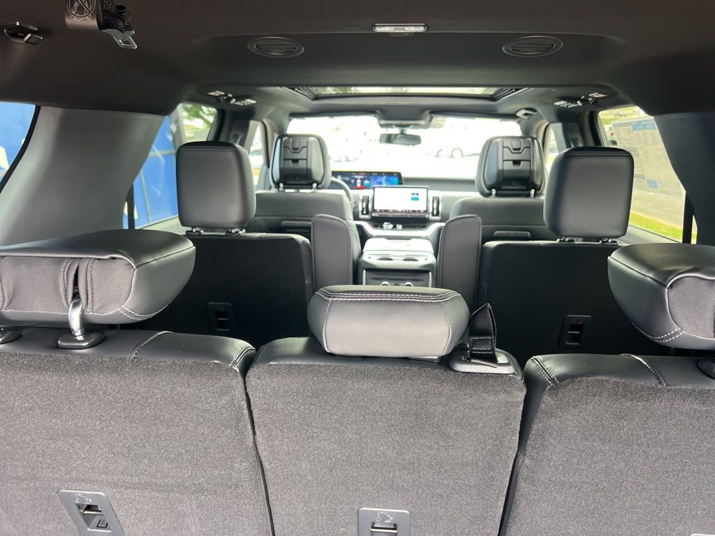 New 2026 Ford Expedition Max Platinum AWD/4WD image 12