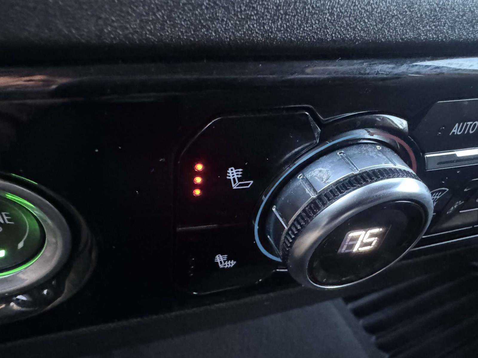 Used 2023 GMC Sierra 1500 Elevation image 35