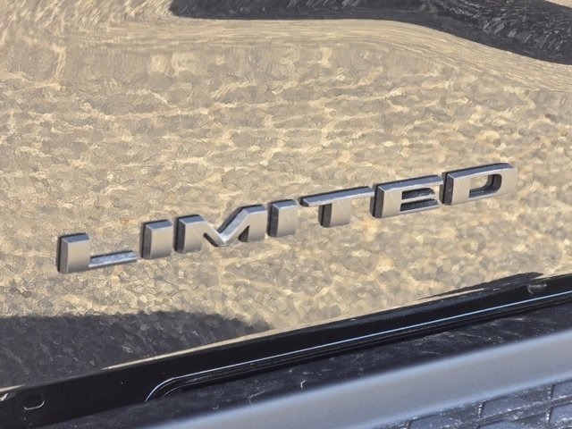 Used 2026 RAM 2500 Limited AWD/4WD image 30