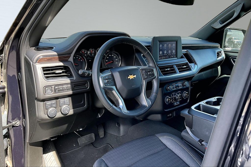 Used 2024 Chevrolet Tahoe LS w/ Driver Alert Package AWD/4WD image 4