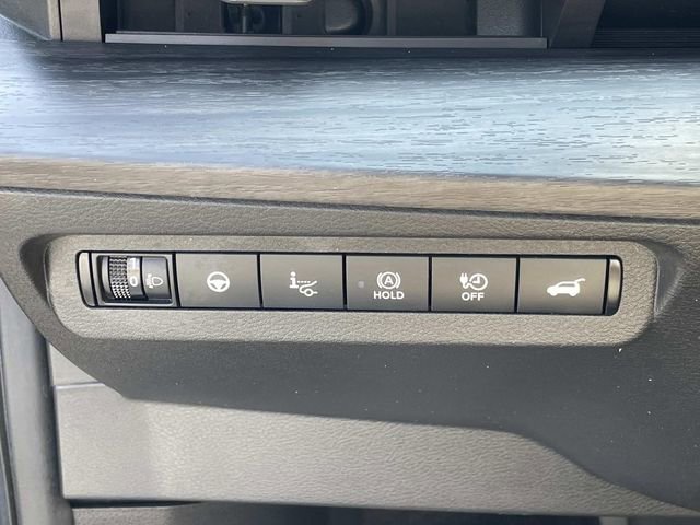 Certified 2023 Nissan Ariya FWD image 21