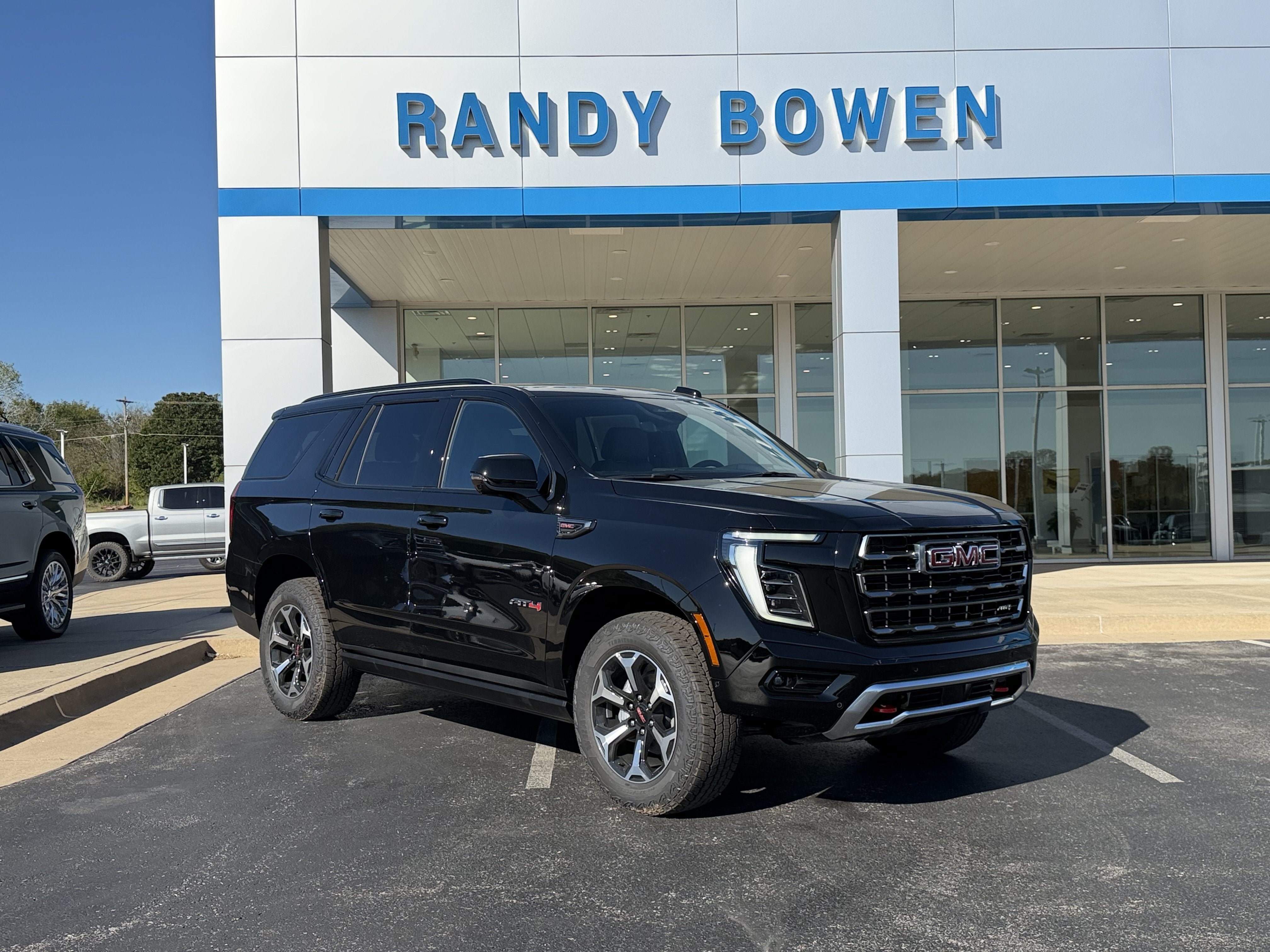 New 2027 GMC Yukon AT4 w/ AT4 Premium Plus Package AWD/4WD image 1