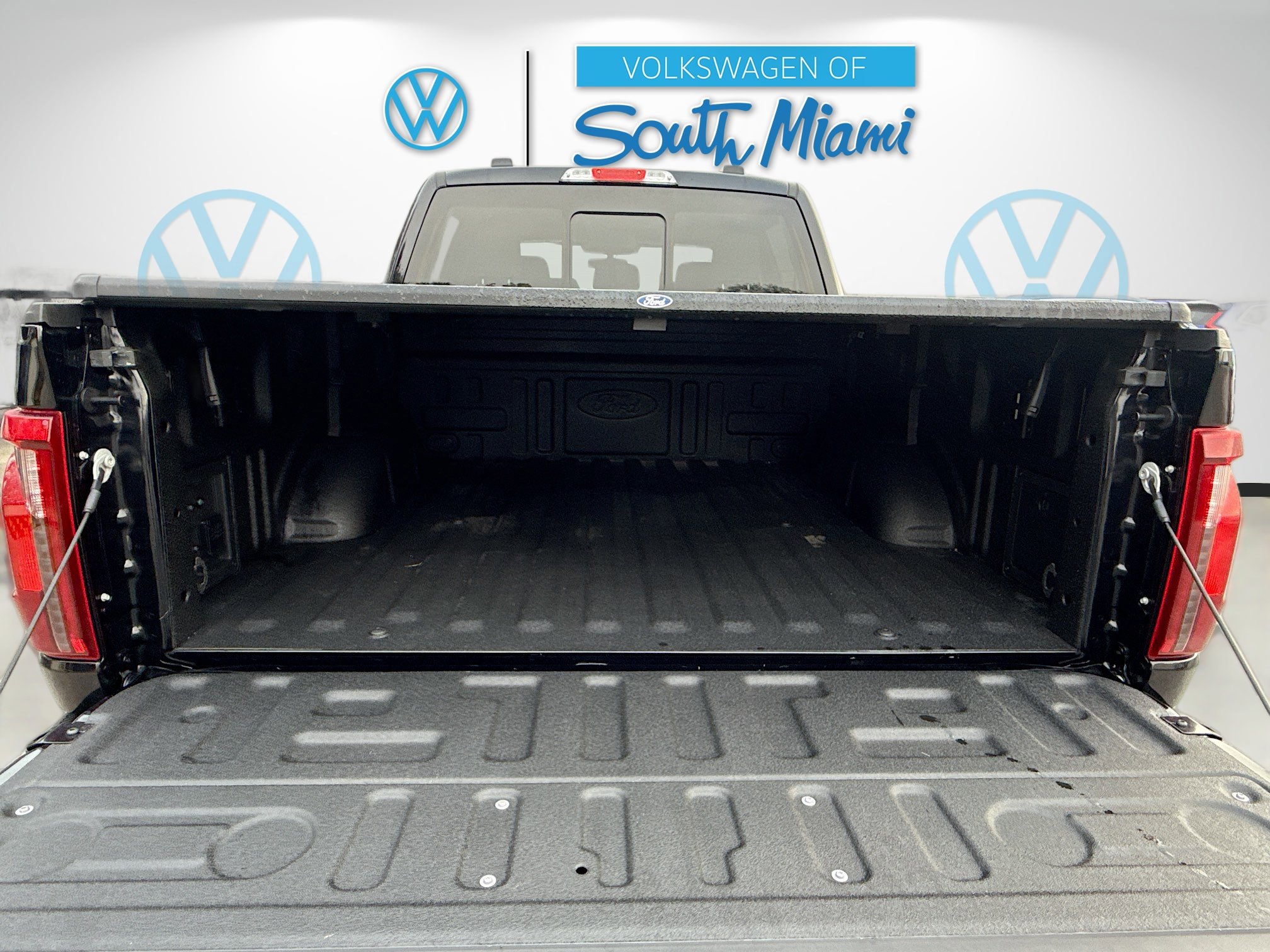 Used 2024 Ford F150 XLT w/ Equipment Group 303A High image 28