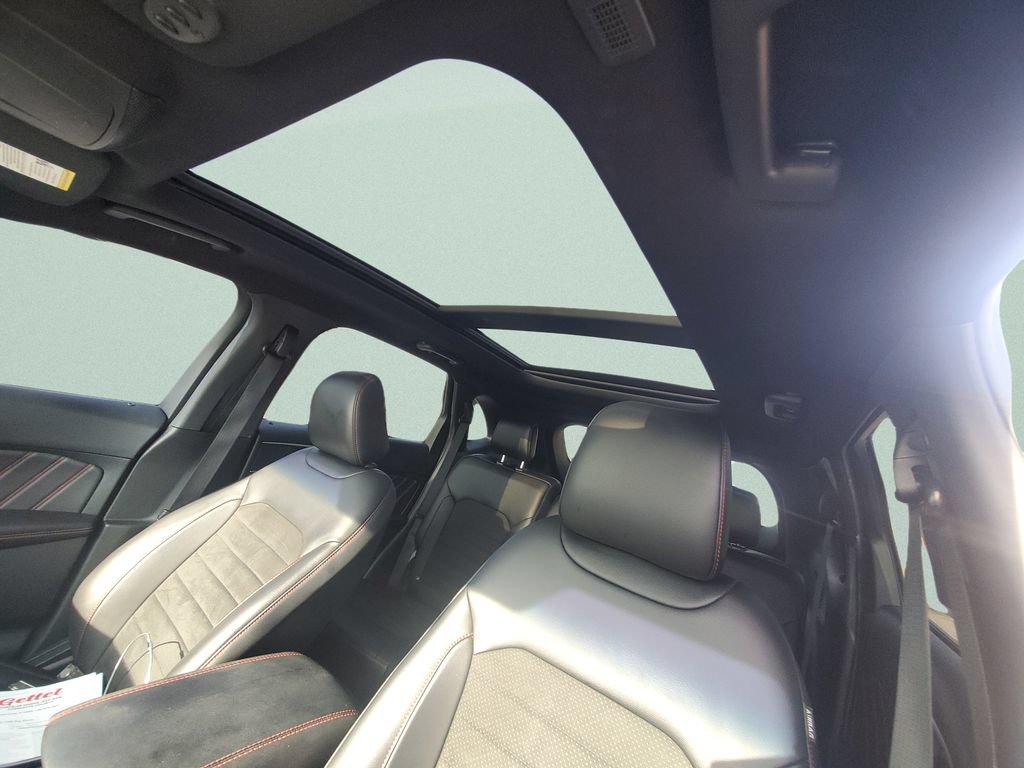 Used 2020 Ford Edge ST-Line FWD image 10
